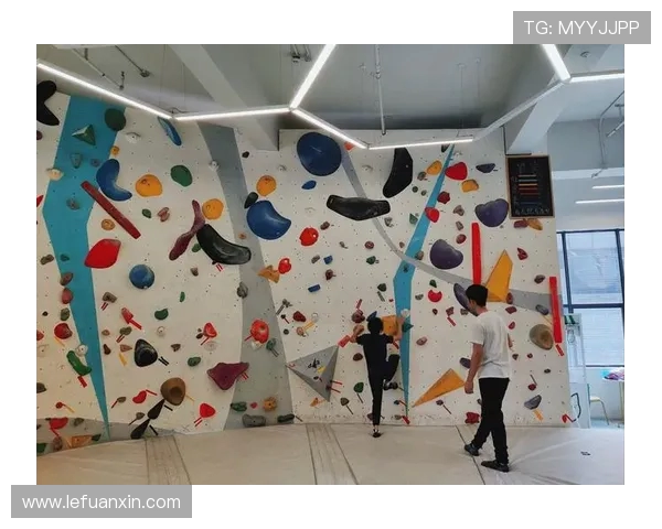 西安攀岩队耐力之争引发热议攀岩运动的未来发展方向探讨