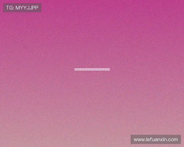 俄罗斯与沙特激战正酣举起手来展现足球激情与友谊