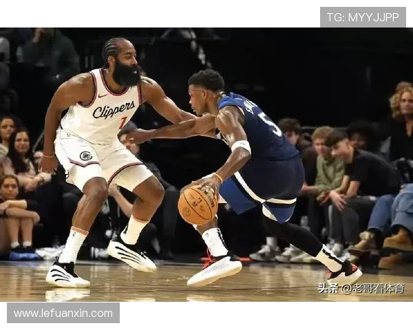 快船与太阳再度交锋NBA复赛精彩对决引发球迷热议 快船与太阳再度交锋NBA复赛精彩对决引发球迷热议