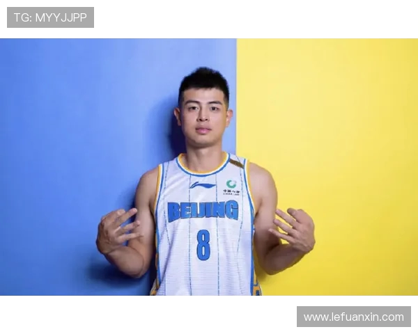 方硕：从篮球新星到职业生涯的蜕变与成长之路