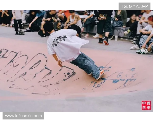 成都滑板队在世界街舞大赛中的拼搏历程与荣耀时刻全景回顾