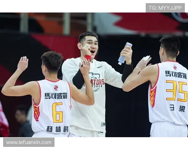 深圳篮球队在快速转换中展现的优势与不足分析