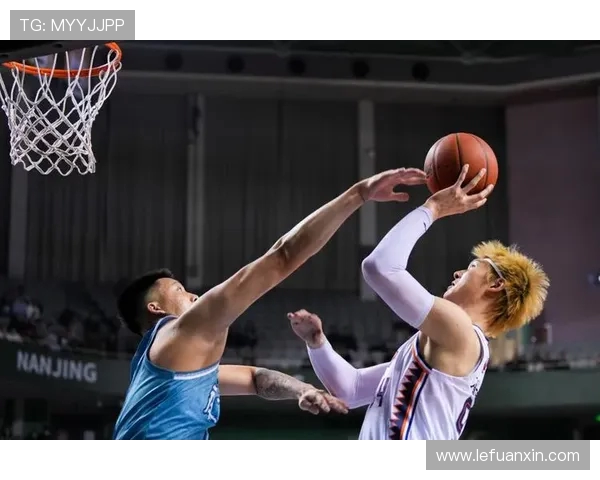南京篮球队整体表现分析：压制与失误的双重影响探讨